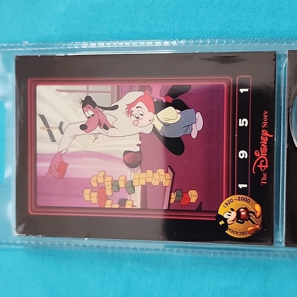 BNIB Disney Decades Commemoritve Coins #4 Goofy Father's Are People 1951 Coin - Picture 4 of 10